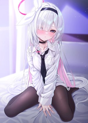 fukemachi,蔚蓝档案,普拉娜,萝莉,制服,长发,丝袜,脸红,跪坐