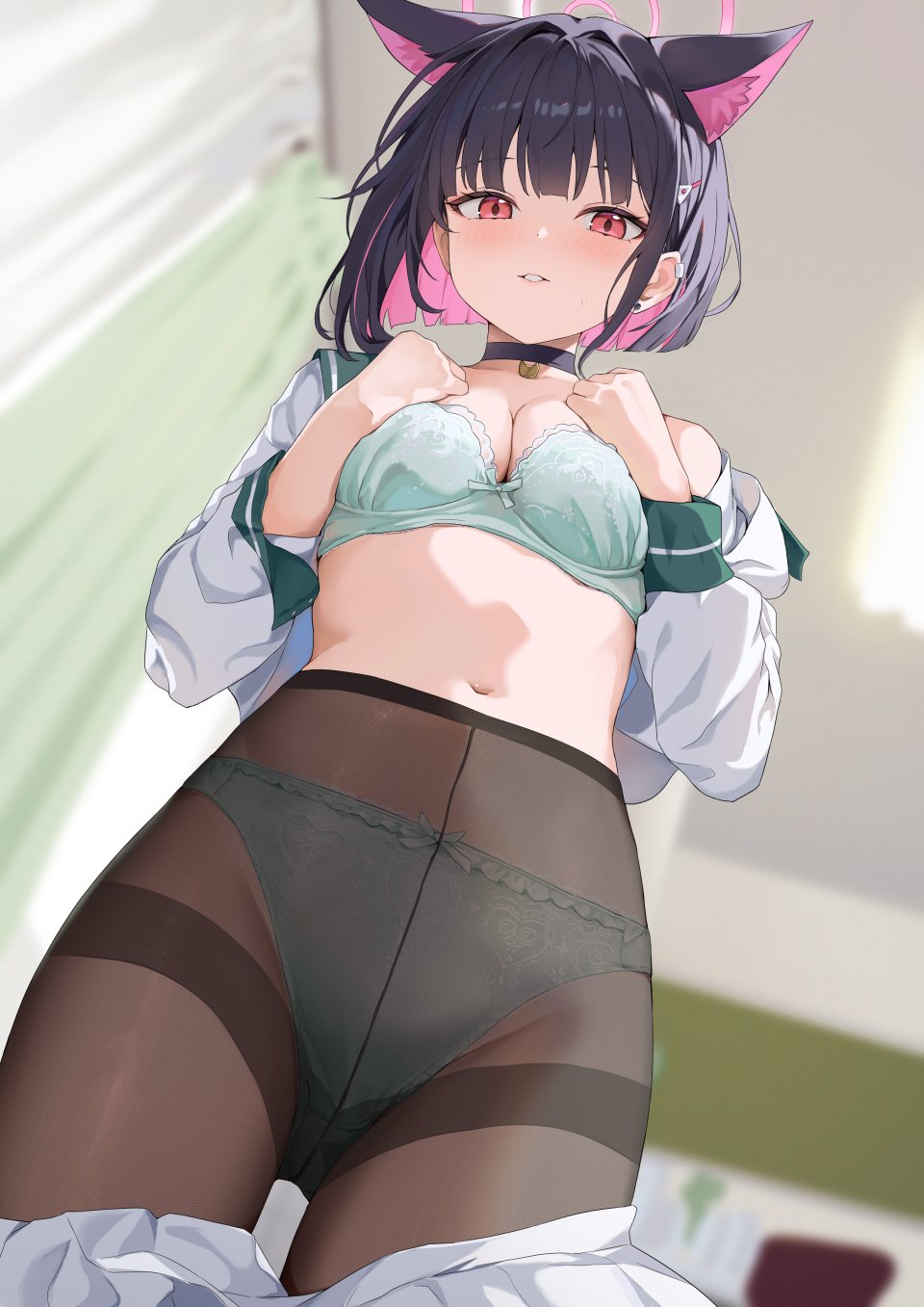 カズサ 蔚蓝档案 埃策尔 兽耳 露肩 黑发 脸红 Bra