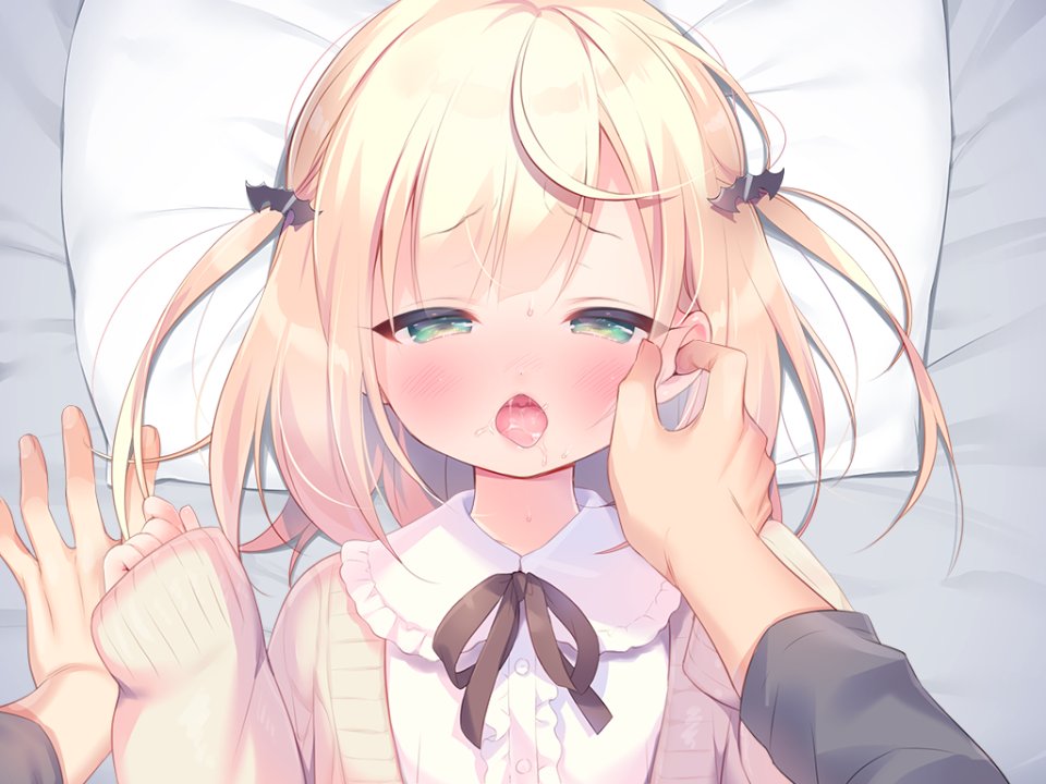 每日亲吻洛丽塔 ぴよ寺むちゃ 金发 脸红 开衫 游戏CG 绿色眼 发饰