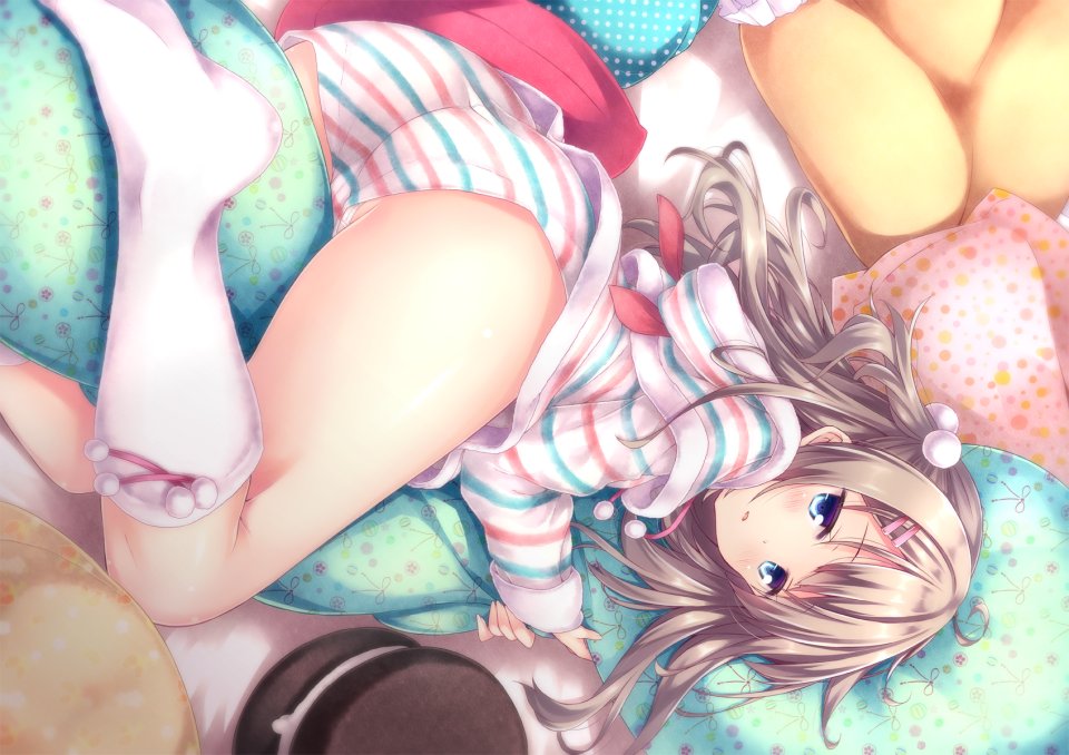 Ryo 原创 脸红 茶发 连帽衫 Kneehighs 长发 睡衣