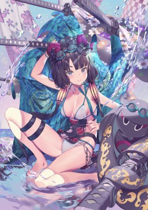 葛飾北斎,とと様,Fate/GrandOrder,Fate系列,前发,露肩,裸足,水着,碧眼,胸部,cleavage,发饰,武士刀,长发,视线正对,横乳,露脐,オビ,紫发,笑顔,泳装,剑,weapon