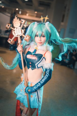 VOCALOID,COS,初音未来,赛车娘,二次元,漫展,场照,双马尾,第一公主殿下